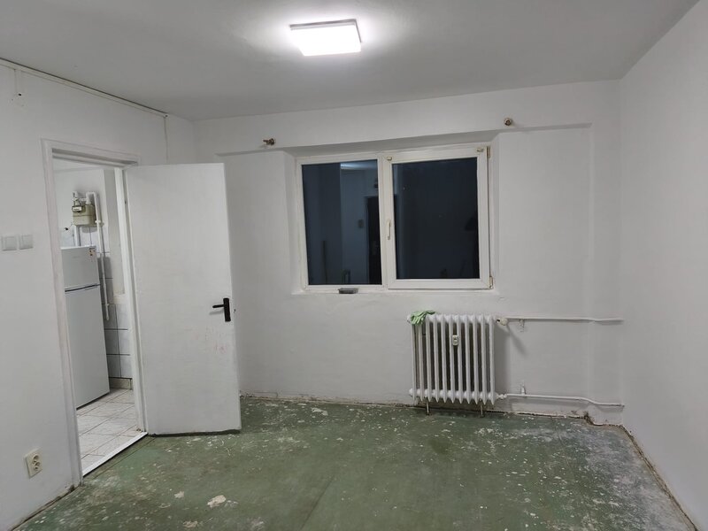 Teiul Doamnei nr 108, Parcul Tei Facultatea Constructii stradal 23 m.